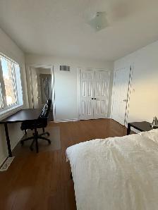 Private Room with Ensuite – $1000,  All-Inclusive - Photo 4