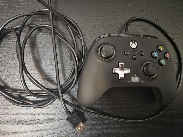 Xbox One Controller (corded usb)