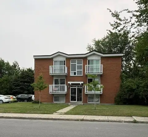 4 1/2 À LOUER LAVAL- 1 septembre 2026