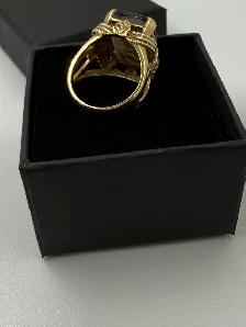 Vintage Women's 10K Gold Ring w a Smokey Quartz Cameo~Size  5.5