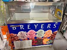 Ice Cream Display Freezer