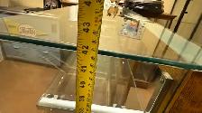 Slanted glass display cabinet - Photo 8