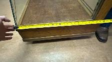 Slanted glass display cabinet - Photo 10