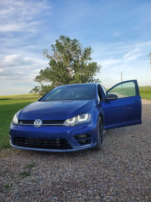 2017 Volkswagen Golf R