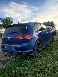 2017 Volkswagen Golf R - Photo 3