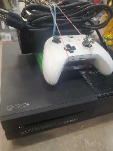 Microsoft Xbox One Console Bundle 1TB - Photo 2
