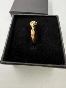 We are selling a10K Women's Ring With Small Diamond Chips~Size 6 - Photo 2