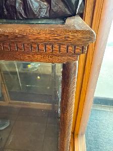 Display Cabinet - Photo 3