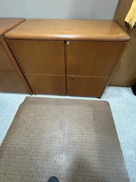 SOLID OAK 2 DRAWER LATERAL FILING CABINET