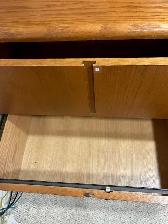SOLID OAK 2 DRAWER LATERAL FILING CABINET - Photo 2