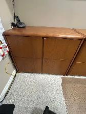 SOLID OAK 2 DRAWER LATERAL FILING CABINET - Photo 3
