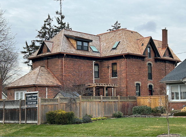 Roofing Installer/Labourer for Cedar Shakes