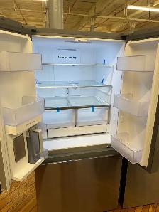Samsung open box  32 with water and ice - Photo 6