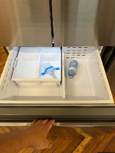Samsung open box  32 with water and ice - Photo 7