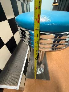 Dinner stools - Photo 5