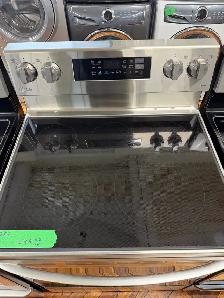 LG stainless steel glass top stove - Photo 2