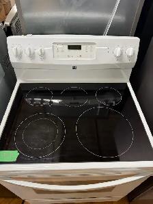 White Kenmore glass top stove - Photo 2