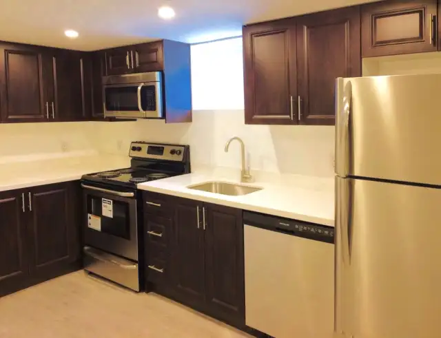 West Mountain, Renovated Legal 2 Bedroom Basement Suite