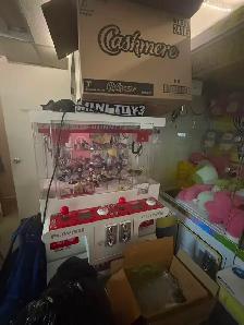 Like New Galaxy Joy Claw Machines for Sale - Photo 3