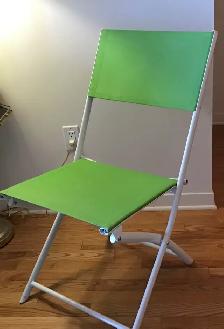 CHAISE. PLIANTE AVEC MÉTAL TRÈS ROBUSTE