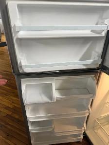 Whirlpool stainless steel Two door fridge - Photo 3