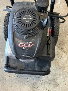 Diamond 2600 PSI Gas Preasute Washer - Photo 3