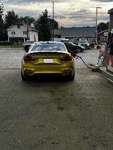 2015 BMW M4 - Photo 4