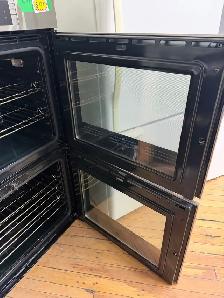Bosch stainless steel double oven 2021 - Photo 3