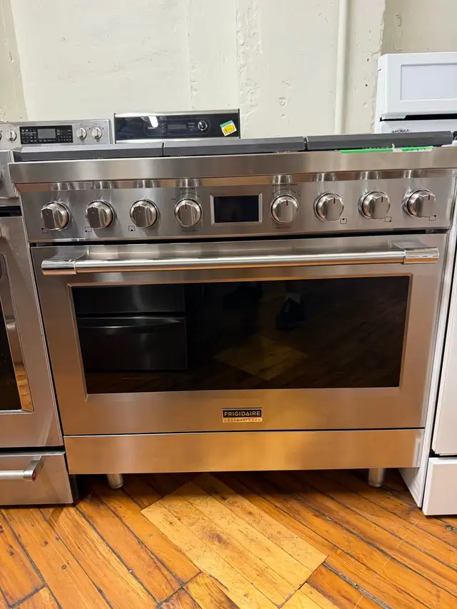 Frigidaire professional 36 inch six burner gas stove