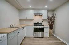 Safe, Quiet Luxurious Large Furnished Room for Rent (Female)$850 - Photo 2