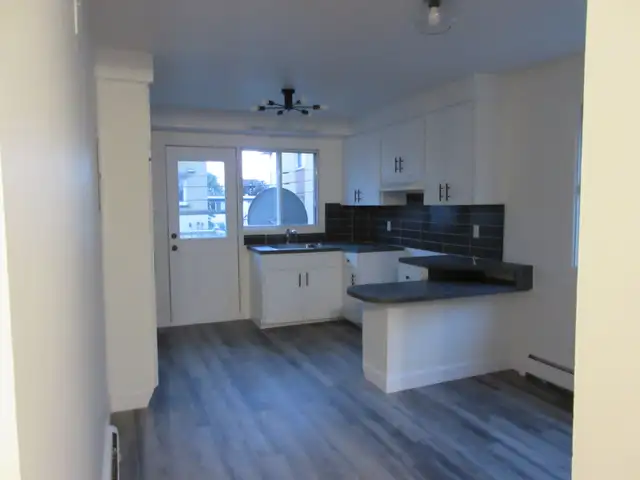 Anjou 4 ½ situé au 2 ième étage 1775$/mo Parc de Talcy
