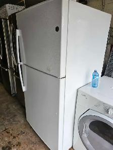 ge Refrigerator like new - Photo 2