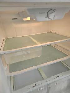 ge Refrigerator like new - Photo 5