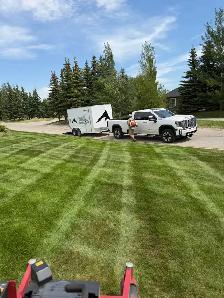 FULL-TIME LAWN CARE & LANDSCAPING CREW MEMBER