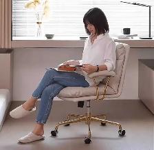Desk Chair - Photo 4