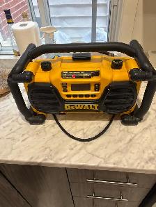 dewalt radio for sale - Photo 2
