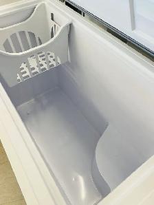 Danby 10 ft.³ Chest Freezer, - Photo 3