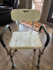 Shower Chair - Photo 2