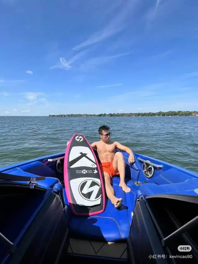 Unleash the Wake with Ontario’s #1 Wakesurf Boat!