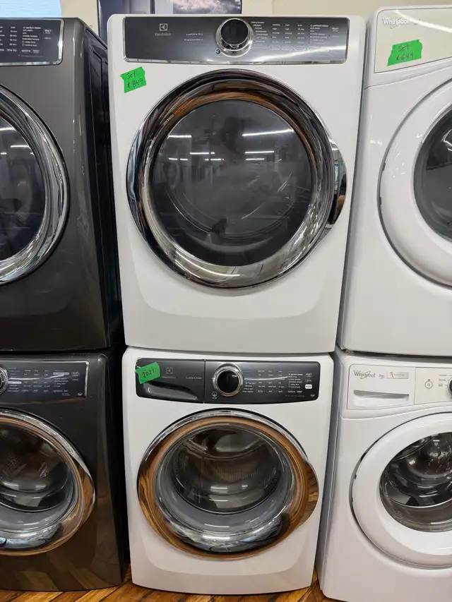 Electrolux white 2021 model washer dryer set