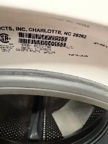 Electrolux white 2021 model washer dryer set - Photo 5