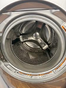 Whirlpool duet grey washer on pedestal - Photo 2