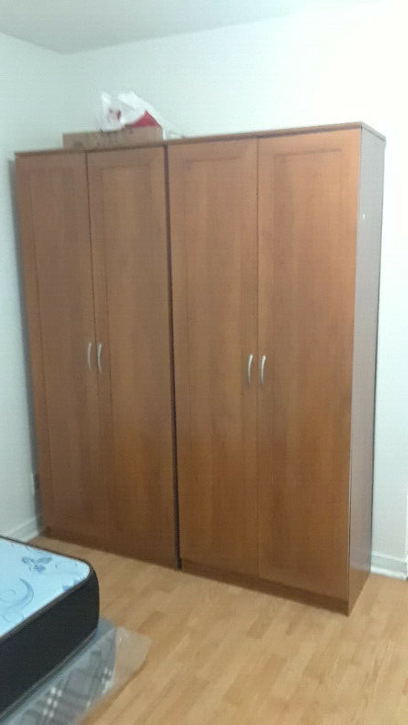 2 Private room Available at Middlefield and Steels Immediately