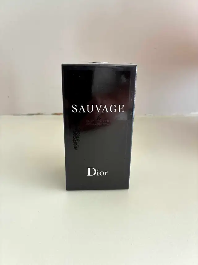 perfumes and colognes