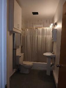 4 et demi à louer à Longueuil à l'étage - Photo 2