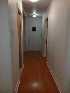 4 et demi à louer à Longueuil à l'étage - Photo 3