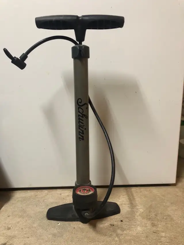 schwinn bike pump