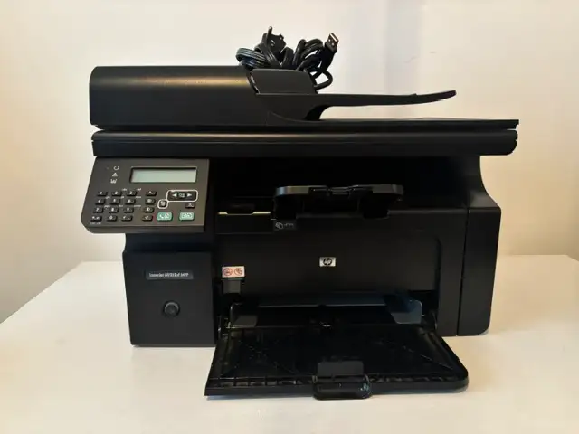 Imprimante HP LASER JET M1212MFP