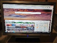 Dell UltraSharp 2707WFP 27-inch Wide-Screen - $40