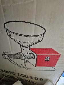 tomato  machine maker
